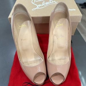 Christian Louboutin New Very Prive 120 Nude size 40